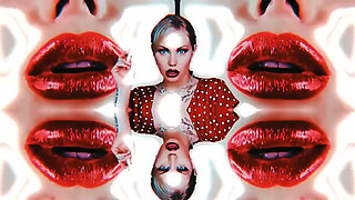 Smoking Lipsoholia! Loop