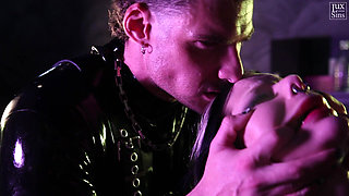 Latex Bondage Fuck, Blowjob and Facial - King Kruger and Honeybabesugarpiie