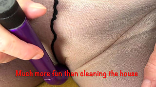 Mrs Mature Feet Domestic Goddess Till She Finds a Toy 535