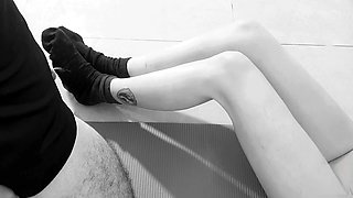 Pee game, wet feet, feet socks