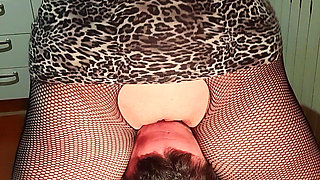 Extreme Facesitting! Your Destiny Is to Ch**e Under My Pussy!