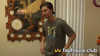 Hairy Brunette Kaci Starr Passionately Kisses Seth Gamble Before He Pounds Her with Deep Thrusts and Ex