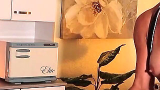 Masterful Blowjob From a Sports Masseuse