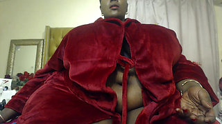 SSBBW Stripteasing & Ass Clapping