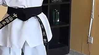 176cm, 78kg Karate Girlfriend Powerful Kick, Round 1