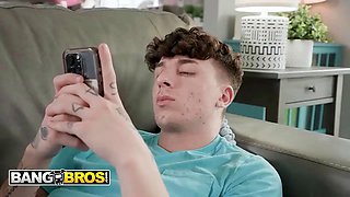 Bangbros - meaty jug cougar kaci kennedy rubs her stepson's cock in the shower before smoking him in the bedroom