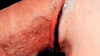 Close up - Blowjob Injecting Warm Sperm Deep Into Her Throat