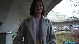 Martin Gun’s Quiet Russian Passion in Public