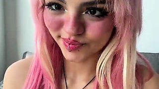 Amateur Blonde Teen Plays Solo with Toy Webcam Porn