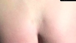 Sexy taxi driver pokes a nude nymph in public - astounding