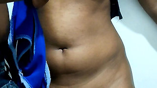 Mallu girl orgasam controlled in public place
