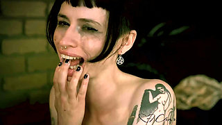 Kellie Panthers Hot Body Gets Completely Owned By Lesbians Charlie Forde And Salem