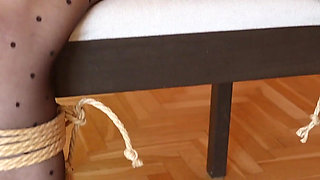 Struggling and Orgasms with Noochka - 4K