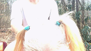 Outdoor Sucking Leafs to Anal Pumping on the Car Rough and Hard