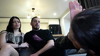 LICKING GIRLS FEET - Rachel And Kevin - My Boyfriend Is