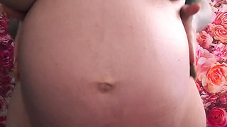 37 Week Pregnant Elizabethhunny Belly Lotion Rubbing