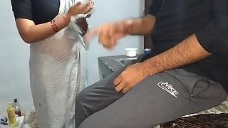 Desi Bhabhi Maid Gets Salary Raise From Employer With Hardcore Face Fucking & Dirty Talk