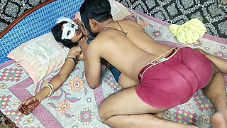 Devar Bhabhi First Time Cumshot Romantic Sex Hindi Darty Talking HD Video, Devar Bhabhi Hindi Sex Video