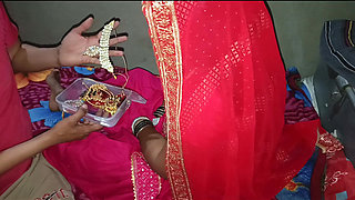 Happy anniversary bhabhi.)On the first anniversary of Bhabhi and brother-in-law, brother-in-law fucked Bhabhi