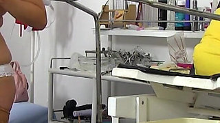 Cam recording of natural big busty stepmom gyno exam