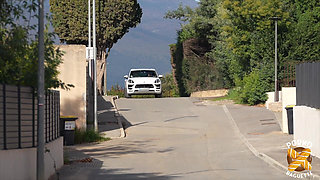 Francesca, Horny Brunette, Loves Hardcore Sexe