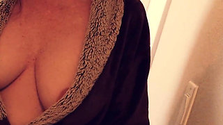 Step-auntie Syren De Mer Caught Masturbating!