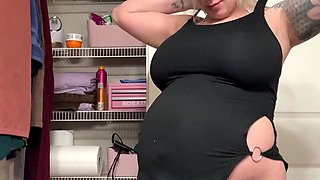 Big boobs milf masturbates with her dildo