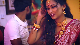 Suhagraat me pati ko behoshh karke boyfriend se chudwae