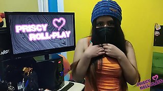 Mi amiga me da una MAMADA para aprender a jugar D0TA2 PriscyRollplay - Amateur