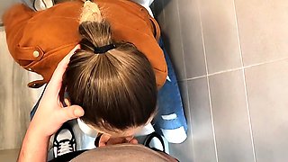 Deep-throat, amateur facefuck, bathroom sex