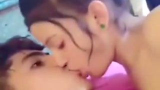 Uttar Pradesh Teenager Damsel And Guy Attempting Secret Very first Time Fuckfest