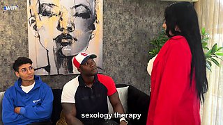 Family therapy with busty psychologist ends in hardcore