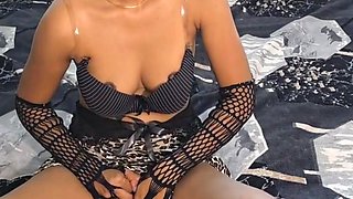 Indian Kerala And Indian Mallu - Izha Kerala Mallu Hot Wife Strip Show Kerala Cochin Married Girl Fun Time Alon