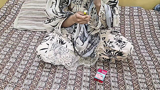 Desi Indian Chachi Batija - Hindi Audio