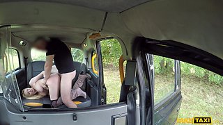 Spicy vixen emotional sex scene