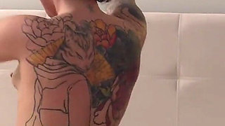 Extreme Sex! What's That Ebony Bitch Doing???