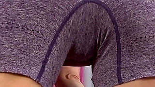 Strong Gym Goddess Demands Ass Licking