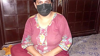 High-class beautiful Stepsister tight pussy hindi audio Sex story Mms,