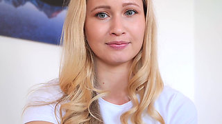 Flirts with You to Show off Her Pussy