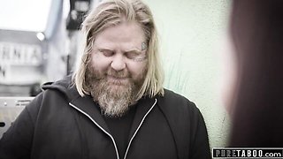 Seth and Abigail's blowjob dirt