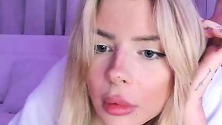 Close up Of Teen Masturbating