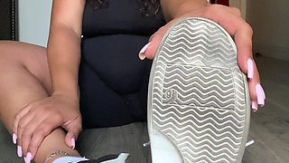 Latina Tanfeets Shoe and Sock Removal with Tits Out