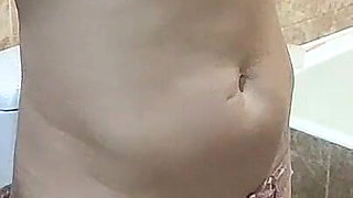 Peeing on the Toilet - Wet Pussy Play