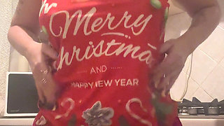 I Do a Squirt Right in the Kitchen Near the Stove and I'm Excited and My Pussy Juice Is Everywhere