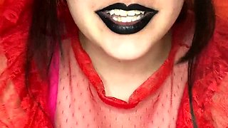Innocent BBW girl enjoy toys and masturbate on webcam