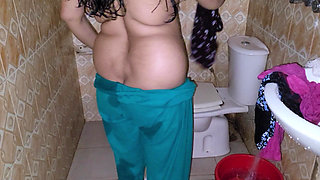 It's so Much Fun to Take a Bath Alone in the Bathroom