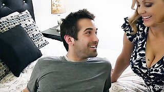 Tough Julia's doggystyle xxx