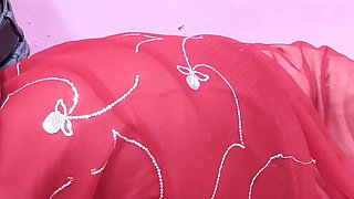 A Beautiful Stepaunty Invited Me for Sex Before Resting