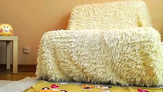 Small titted brunette teen fingering on the bed