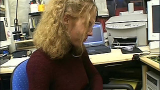 Blonde Does It During Working Hours
